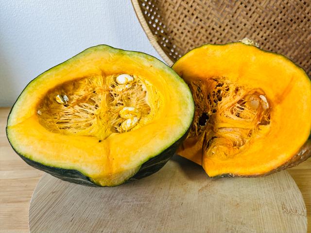 農薬不使用･無堆肥･無肥料自然栽培カットかぼちゃ