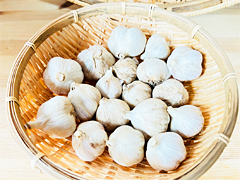 自然栽培関根さんの紫にんにくフリーサイズ300g
